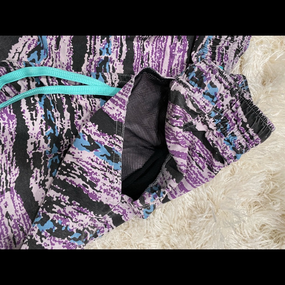 Board shorts - Picture 2 of 3
